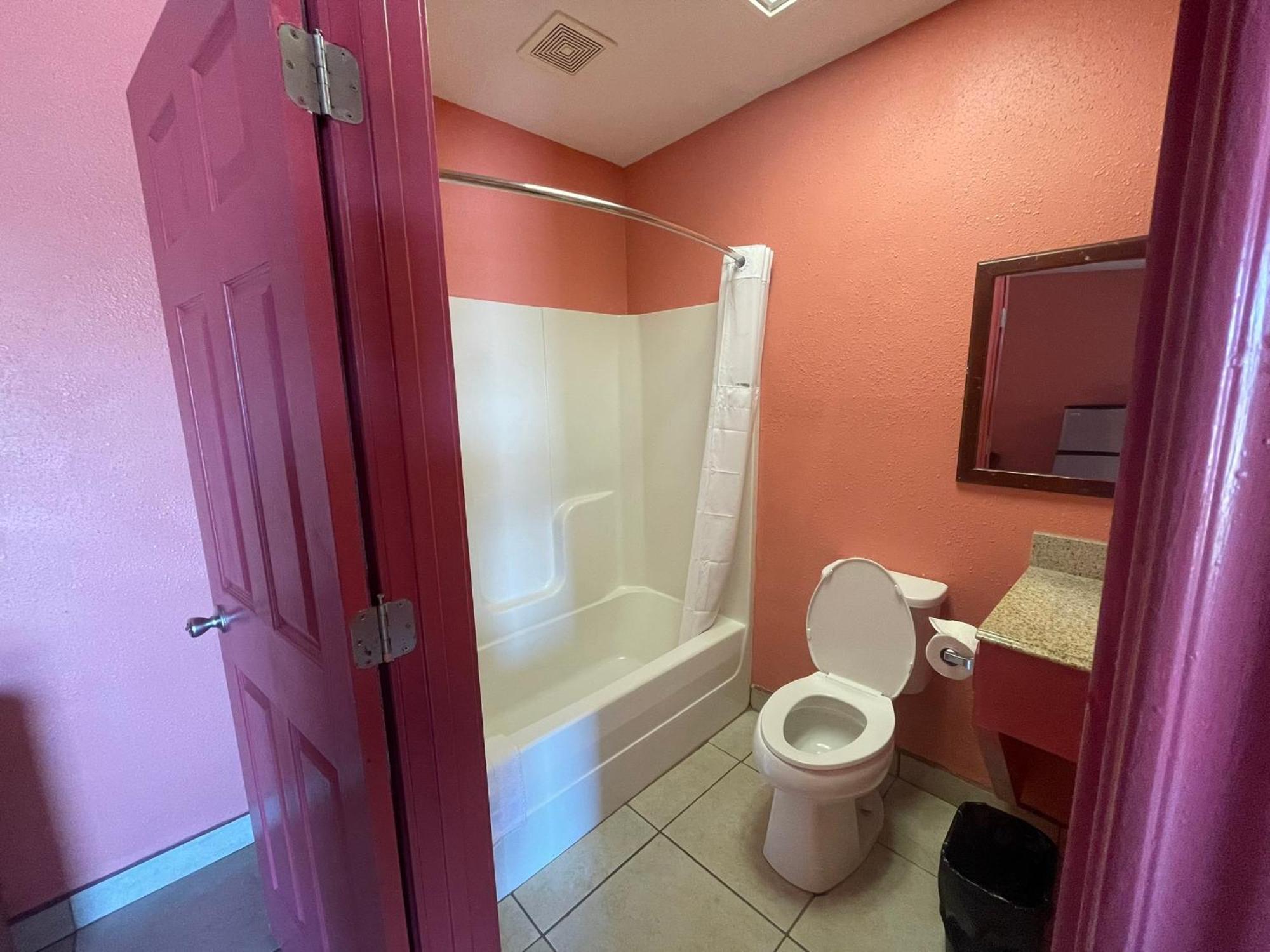 Bel-Air Motel Alice Luaran gambar